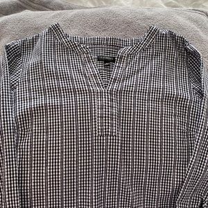 Women’s tunic style shirt